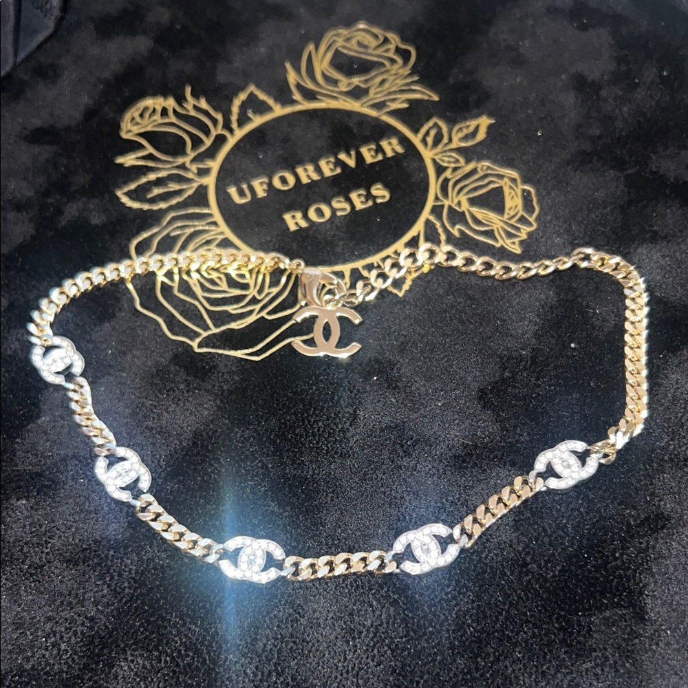 CHANEL Silver chocker with Crystal Accents